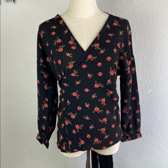 Zara floral print wrap top - Picture 2 of 5